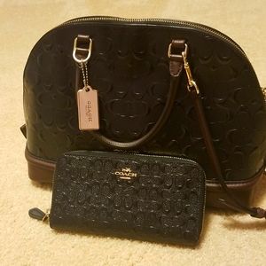 Coach Embosed Black/Brown Purse with embossed wallet